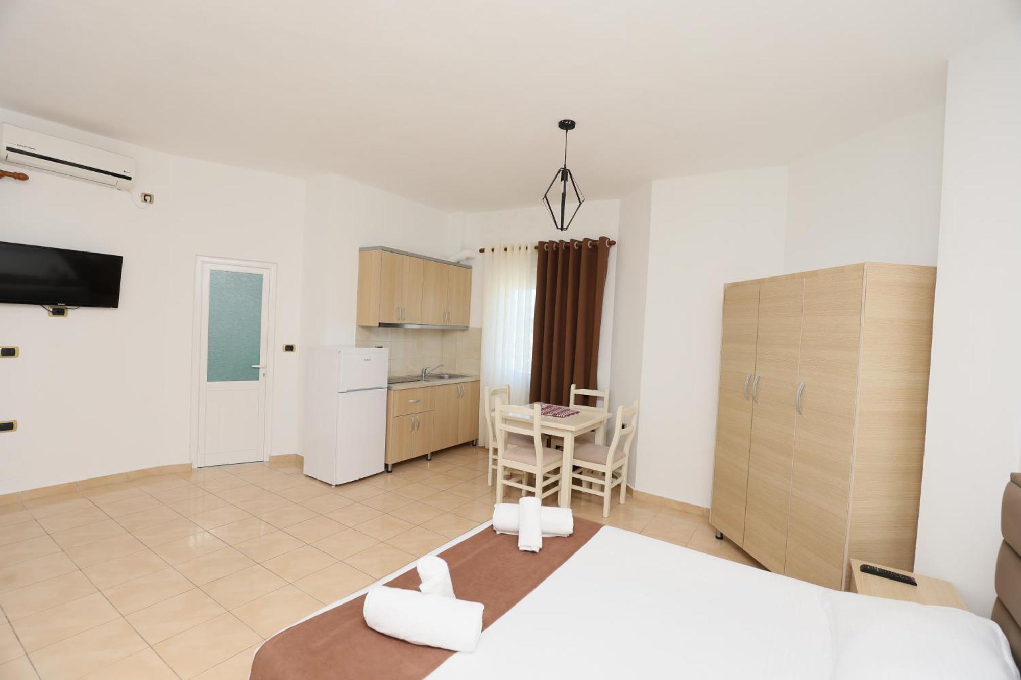 Michelle Apartments Ksamil Dış mekan fotoğraf