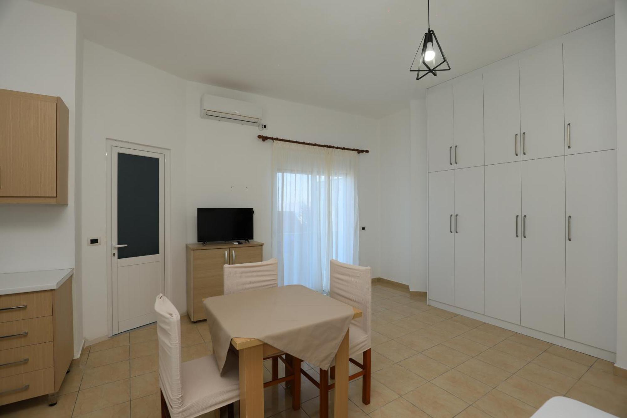 Michelle Apartments Ksamil Dış mekan fotoğraf
