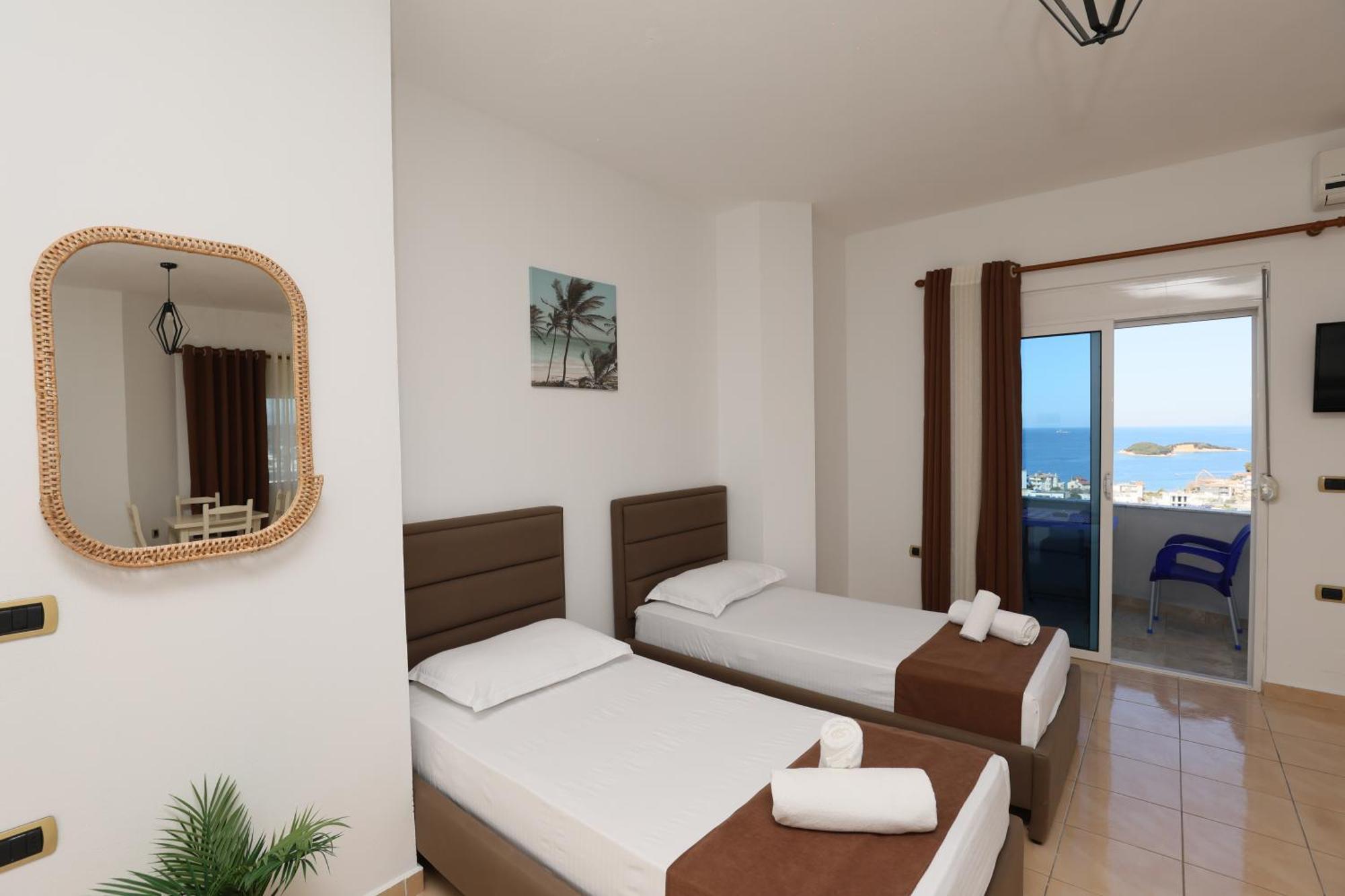 Michelle Apartments Ksamil Dış mekan fotoğraf